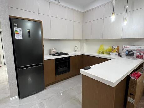 Аренда: 2-комнатная квартира, 85 м², Nizami City: 1 400 ₼/мес 2