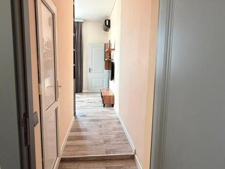 Kirayə 2 otaqlı mənzil, 80 m², Səbail: 1 000 ₼/ay 4