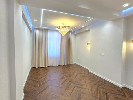3-комнатная квартира, 139 м², Neftçilər: 400 000 ₼ 3