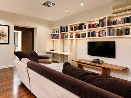 3 otaqlı köhnə tikili - İçəri Şəhər m. - 100 m²