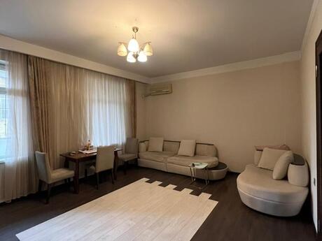 2-room apartment, 110 m², Nizami: 382 000 ₼ 3