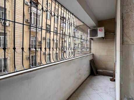 2-room apartment, 110 m², Nizami: 382 000 ₼ 4