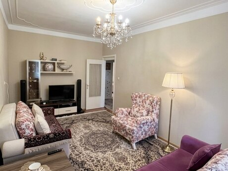 Elan №6169278 - Bakı, Xalqlar Dostluğu m., 4 otaqlı, 100 m², 2/9 mərtəbə