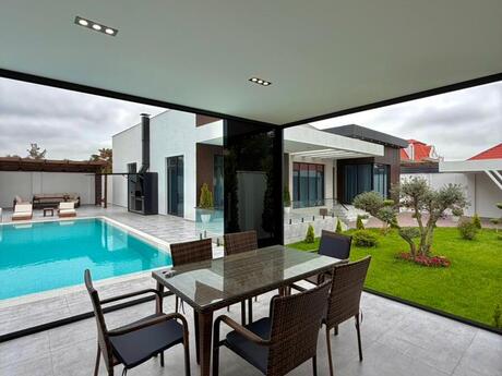 5 otaqlı həyət evi/bağ evi - Mərdəkan q. - 250 m²