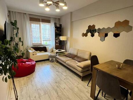 Elan №6169821 - Bakı, Elmlər Akademiyası m., 2 otaqlı, 90 m², 6/10 mərtəbə