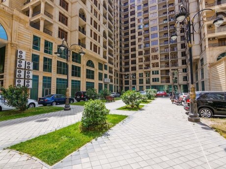4-комнатная квартира, 207 м², Nəsimi: 1 300 000 ₼ 2