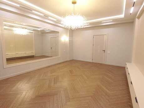 Renessans Palace kompleksində 4 otaqlı yeni tikili mənzil satılır, 185 m², 750 000 AZN, şəkil 4 / 12