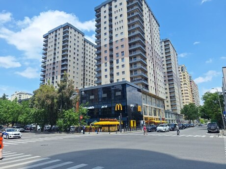 Объявление №6170131 - Баку, Насиминский  р., 3-комн., 128 м², 7/20 этаж