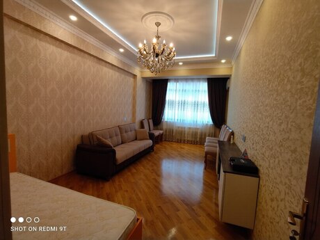 Объявление №6170187 - Баку, пос. Ени Ясамал, 2-комн., 60 м², 3/17 этаж