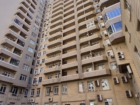 Elan №5728783 - Bakı, 28 May m., 3 otaqlı, 140 m², 8/17 mərtəbə