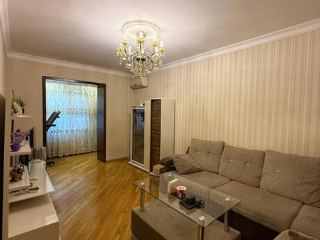 Объявление №6170390 - Баку, м. 20 января, 4-комн., 110 м², 2/9 этаж