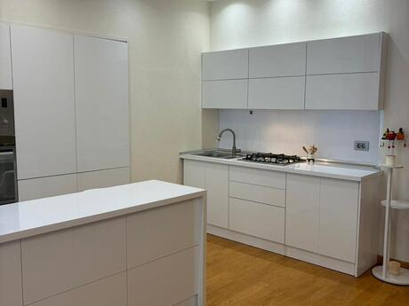 Kirayə 3 otaqlı mənzil, 148 m², 8 Noyabr: 1 500 ₼/ay 5