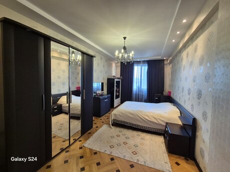 4 otaqlı mənzil, 164 m², Badamdar: 395 000 ₼ 4