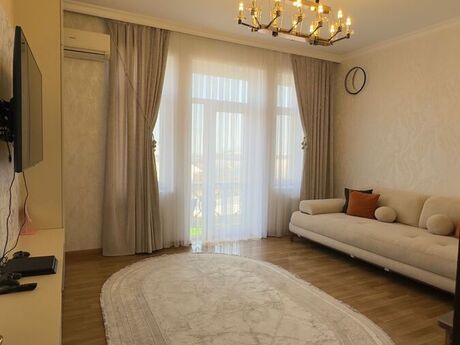 Elan №6170735 - Bakı, İçəri Şəhər m., 3 otaqlı, 80 m², 3/6 mərtəbə