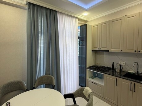 2-комн. новостройка - Бинагадинский р. - 61 м²