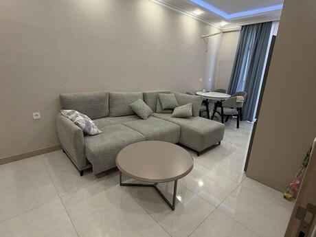 2-комн. новостройка - Бинагадинский р. - 61 м²