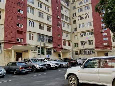 4 otaqlı köhnə tikili - İnşaatçılar m. - 100 m²