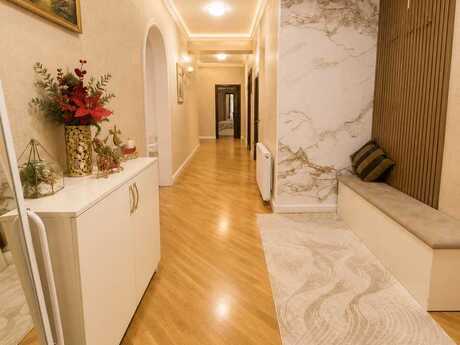 Elan №6171212 - Bakı, İnşaatçılar m., 4 otaqlı, 121 m², 18/19 mərtəbə