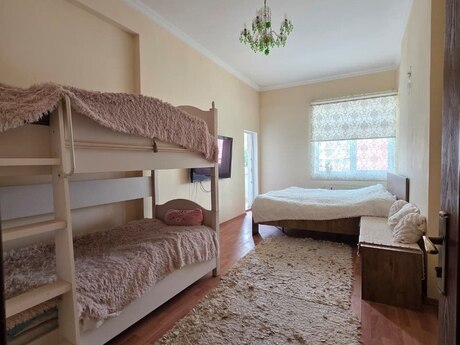 Elan №6160624 - Bakı, Elmlər Akademiyası m., 2 otaqlı, 90 m², 4/18 mərtəbə