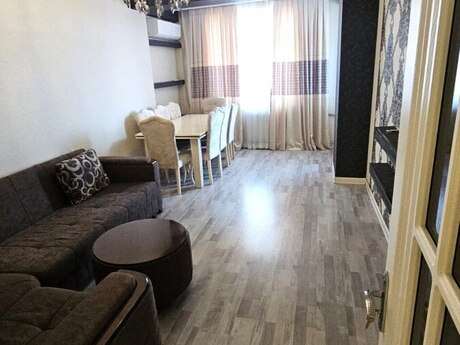 Elan №6171332 - Bakı, Abşeron r., 2 otaqlı, 60 m², 5/12 mərtəbə