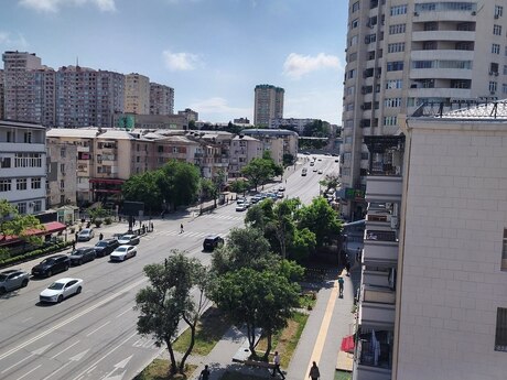 Elan №6171320 - Bakı, Elmlər Akademiyası m., 2 otaqlı, 80 m², 12/18 mərtəbə