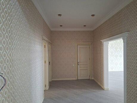 3-комнатная квартира, 146 м², 8-ci mikrorayon: 380 000 ₼ 5
