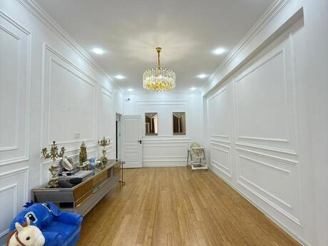2-комнатная квартира, 69 м², Badamdar: 195 000 ₼ 5
