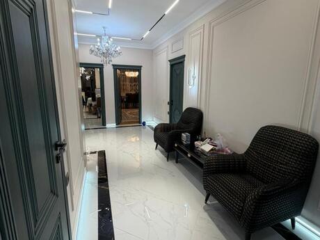 3-комнатная квартира, 150 м², İnşaatçılar: 325 000 ₼ 5