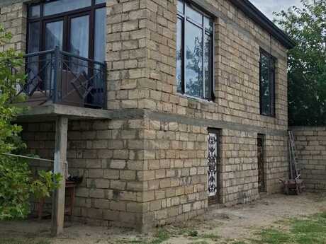 6 otaqlı həyət evi/bağ evi - Bilgəh q. - 240 m²