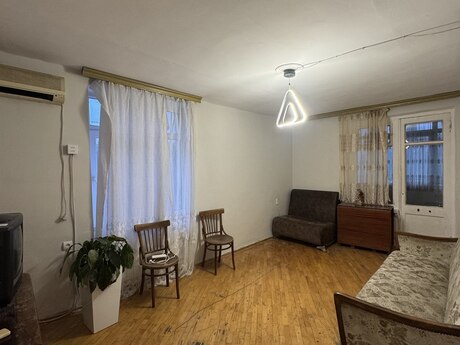 Объявление №6171820 - Баку, м. Низами, 2-комн., 40 м², 2/5 этаж