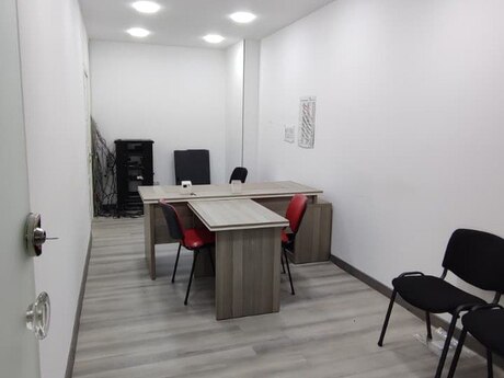 Elan №6171918 - Bakı, Şah İsmayıl Xətai m., 6 otaqlı, 260 m²