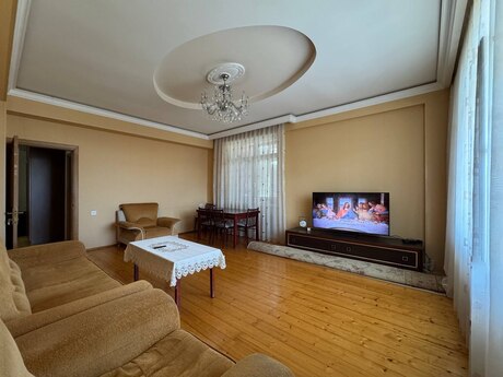 м. Кара Караев
