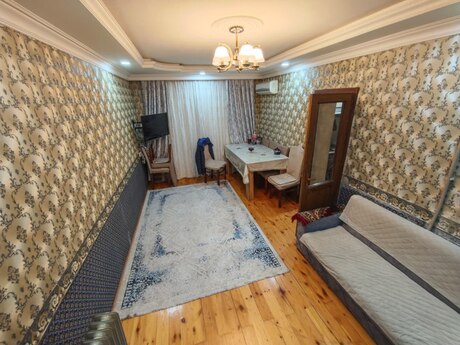 Elan №6171992 - Bakı, Bakıxanov q., 3 otaqlı, 65 m², 2/9 mərtəbə