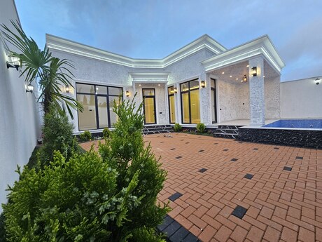 4 otaqlı həyət evi/bağ evi - Şüvəlan q. - 140 m²