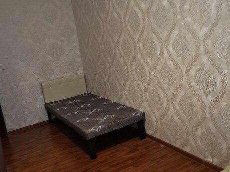 3 otaqlı köhnə tikili - Memar Əcəmi m. - 80 m²