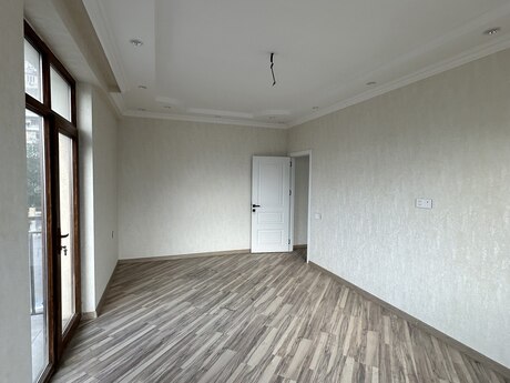 3 otaqlı mənzil, 115 m², Suraxanı: 240 000 ₼ 2