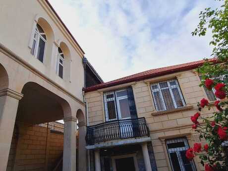 6 otaqlı həyət evi, 300 m², Nəsimi: 440 000 ₼ 3
