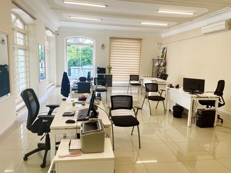1 otaqlı ofis - Nizami m. - 70 m²