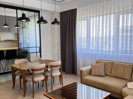 3-room apartment for rent, 125 m², Ağ şəhər: 2 000 ₼/mo 5