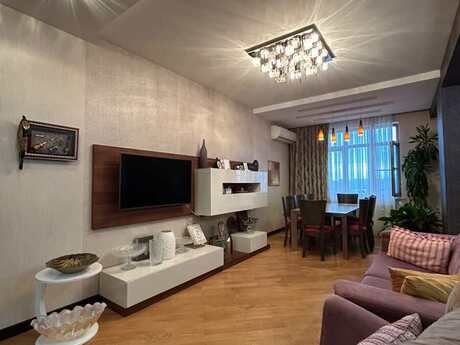 Объявление №6172708 - Баку, м. Иншаатчылар, 3-комн., 138 м², 5/15 этаж