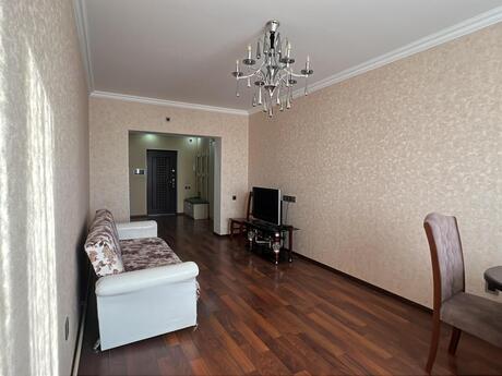 Elan №6172752 - Bakı, Nəriman Nərimanov m., 2 otaqlı, 70 m², 17/20 mərtəbə