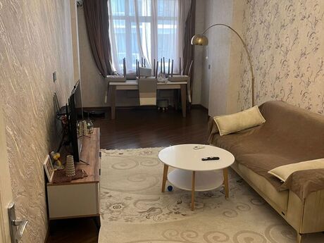 Объявление №6172763 - Баку, м. 28 мая, 3-комн., 110 м², 5/17 этаж