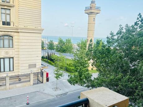 Elan №6172963 - Bakı, İçəri Şəhər m., 2 otaqlı, 70 m², 3/5 mərtəbə