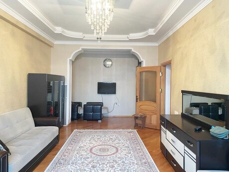 Elan №6173084 - Bakı, Azadlıq Prospekti m., 2 otaqlı, 74 m², 2/15 mərtəbə