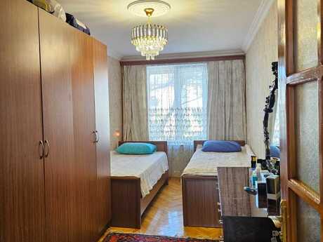 Объявление №6173338 - Баку, м. Элмляр Академиясы, 2-комн., 60 м², 4/5 этаж