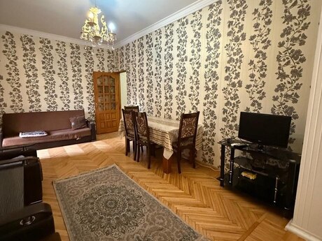 Elan №6173474 - Bakı, Nərimanov r., 2 otaqlı, 65 m², 2/9 mərtəbə