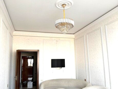 Объявление №6173508 - Баку, Хатаинский р., 2-комн., 80 м², 9/17 этаж