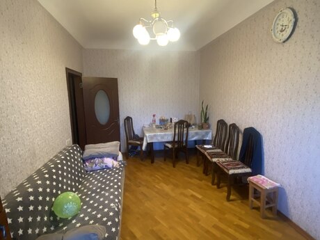 Elan №6173570 - Bakı, Azadlıq Prospekti m., 4 otaqlı, 90 m², 2/5 mərtəbə