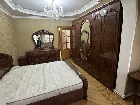 3 otaqlı köhnə tikili - Gənclik m. - 90 m²