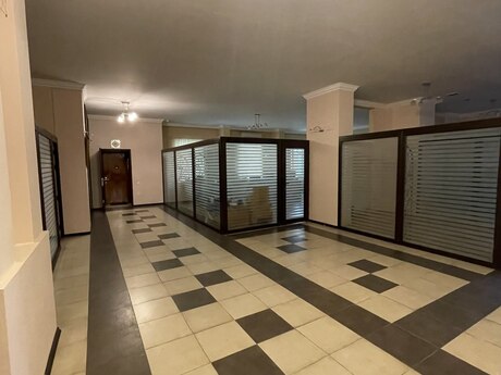 Объект - м. Иншаатчылар - 390 м²